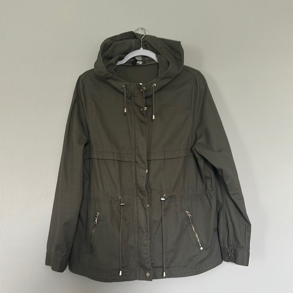 H&M DIVIDED Hooded Drawstring Waist Utility Jacket